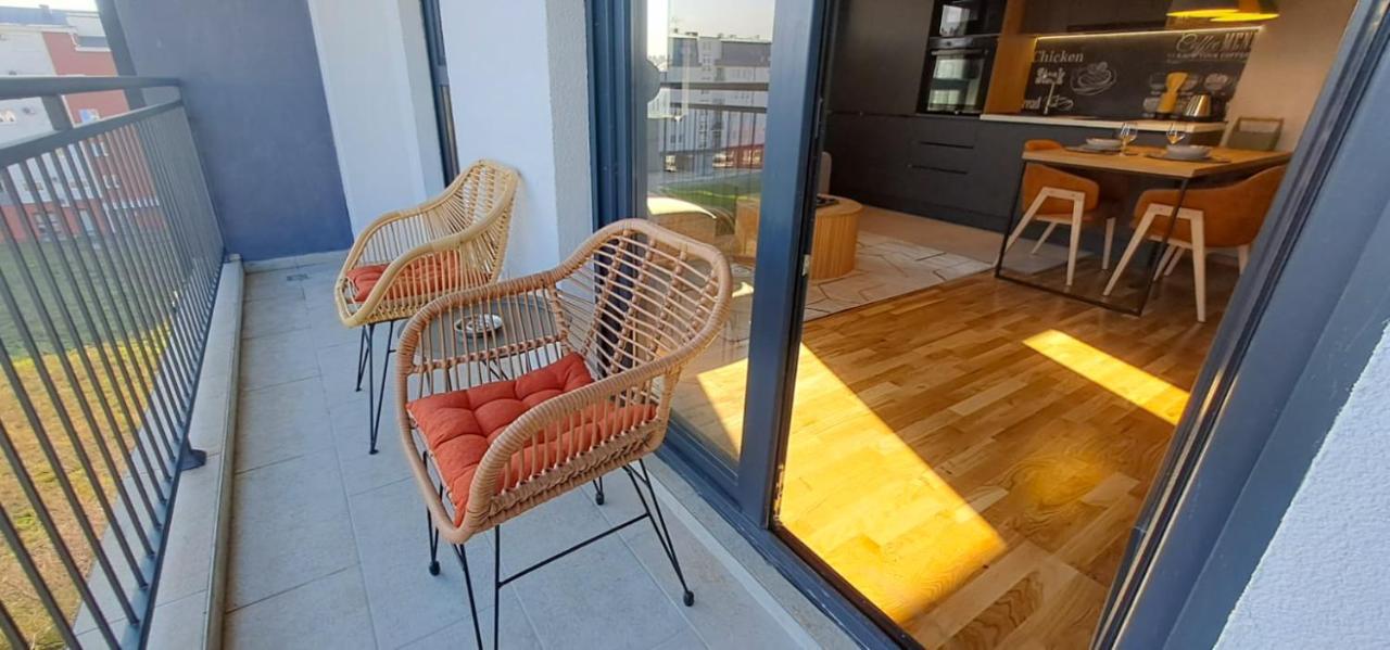 Stylish One Bedroom Apartment Podgorica Buitenkant foto