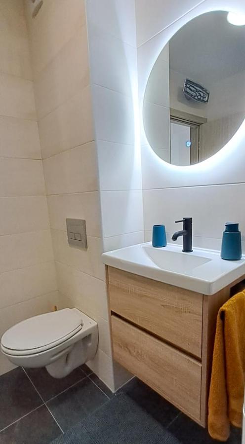Stylish One Bedroom Apartment Podgorica Buitenkant foto