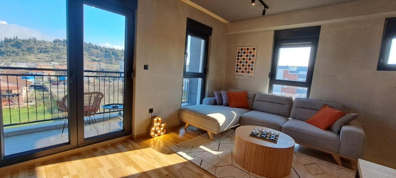 Stylish One Bedroom Apartment Podgorica Buitenkant foto