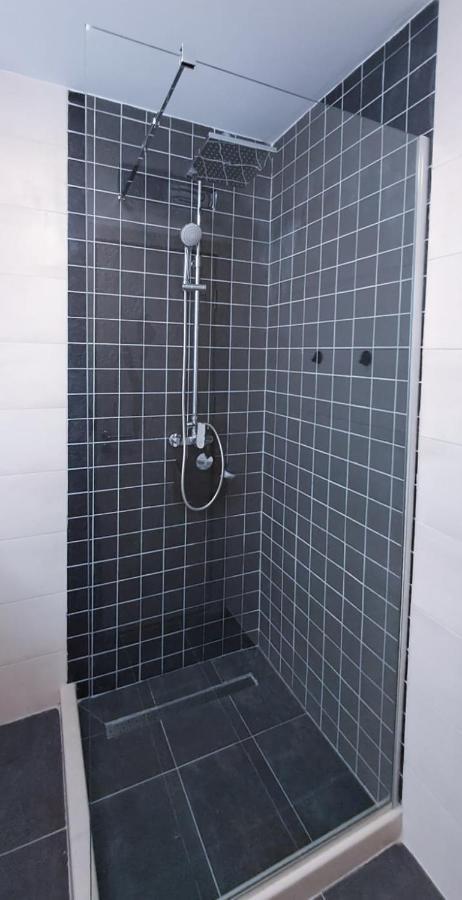 Stylish One Bedroom Apartment Podgorica Buitenkant foto